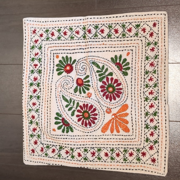 Embroidered Pillowcases - Picture 4 of 6